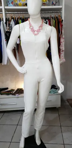 Macacão Branco Tamanho P