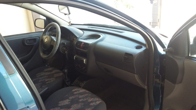 Vendo corsa sedan modelo montana ano 02/03 - Foto 4