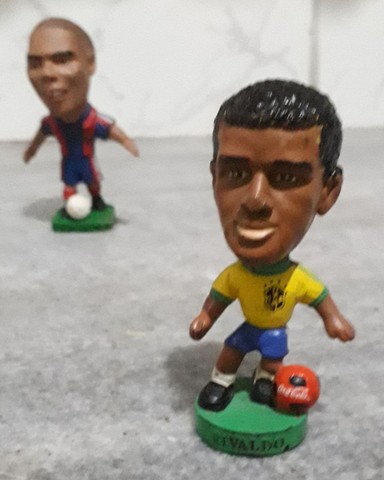 Ronaldinho e Rivaldo (Miniaturas) - Preço por cada  - Foto 3