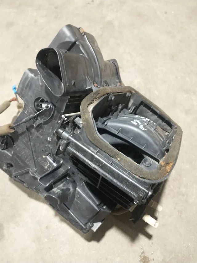 Caixa evaporadora ar quente GM/Corsa super 97 1.6 8v - Foto 2