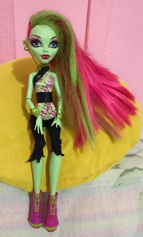 120 ideias de Primeiro dia  monster high, bonecas monster high, monster  high personagens