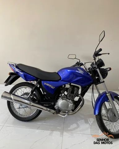 Titan es 2004
