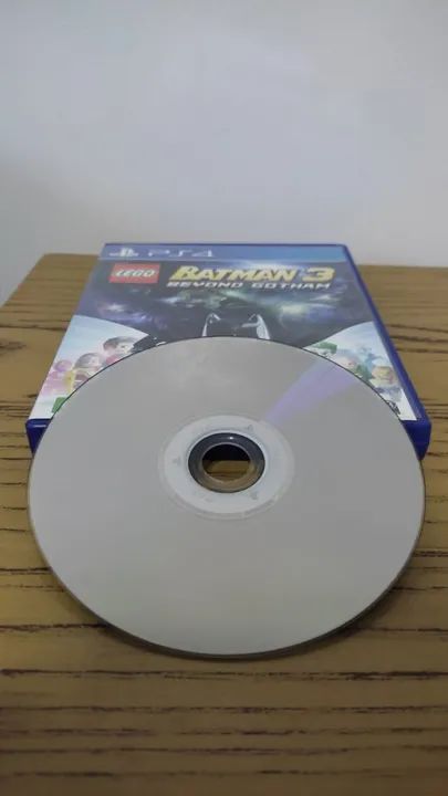 Jogo Lego Batman 3 Beyond Gotham Ps4 Mídia Física Seminovo - Foto 4