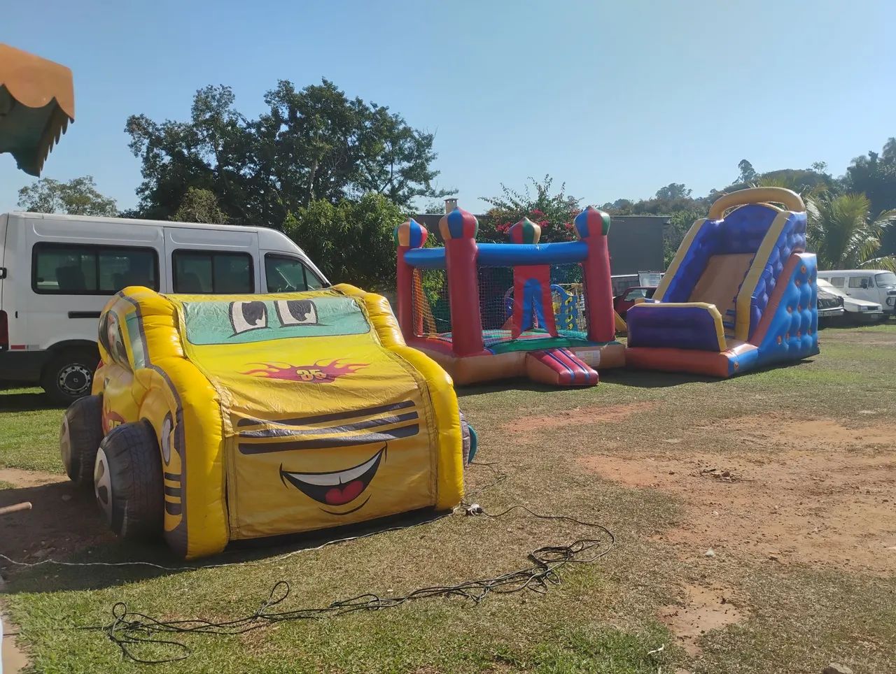 Vendo piscina de bolinhas carro da play park *