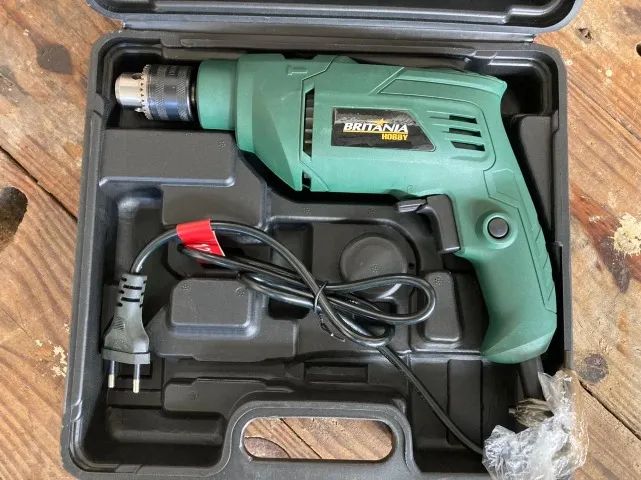 Furadeira de impacto Britania com maleta 10mm 650W Nova - Foto 5