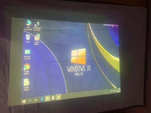 Projetor Sony Vlp EX100 Com Imagem Amarelada Só 199,99