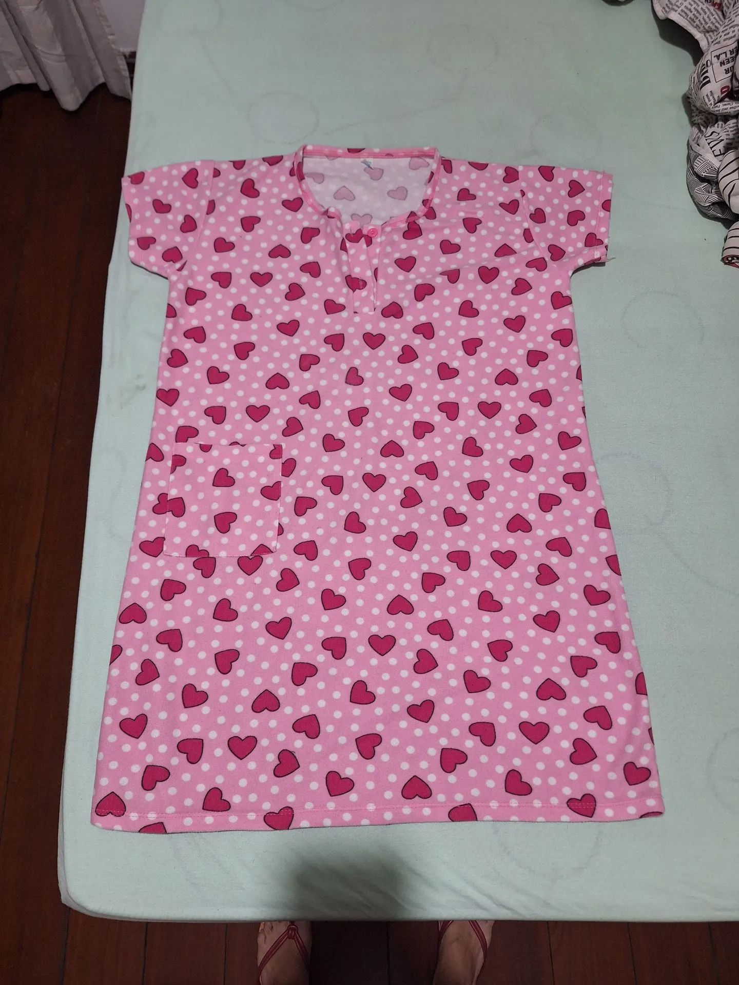 Camisola Feminina -  Estampa de Corações