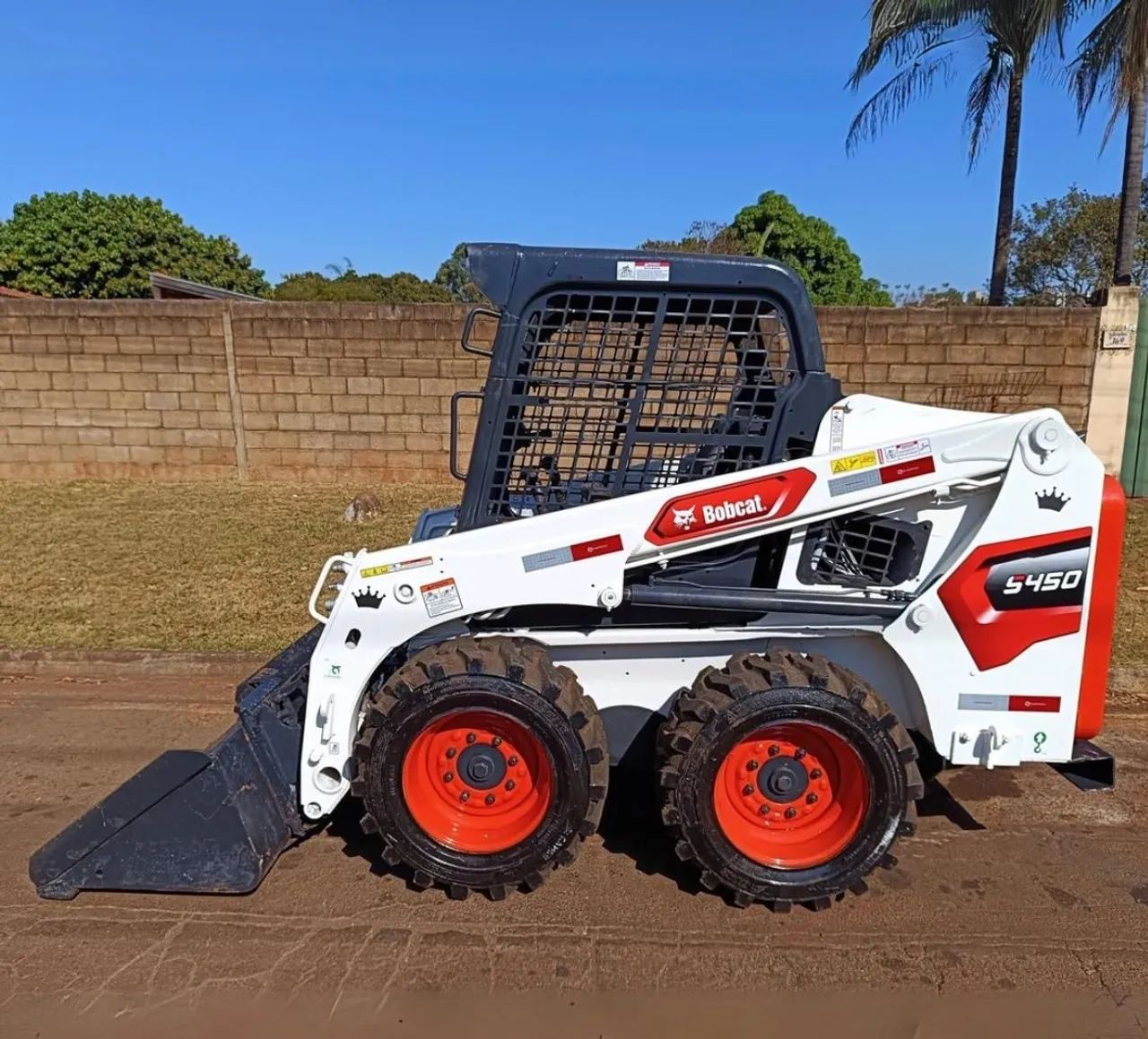 Mini Carregadeira Bob CAT S450 2014 - Foto 3