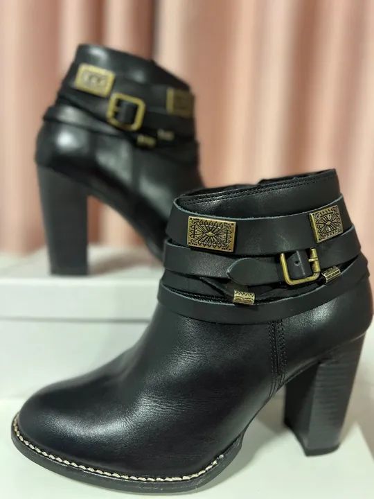 Bota em couro  - Foto 5