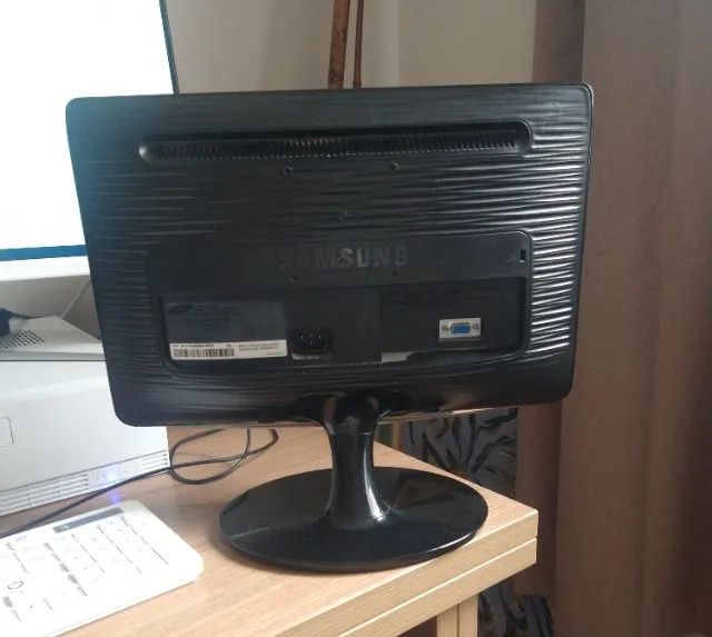 Monitor Sansung Sin cMaster B1630 - Foto 2