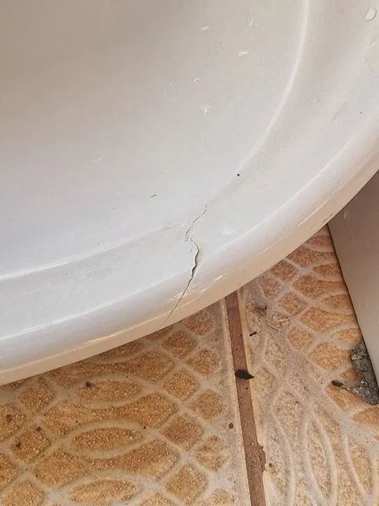 Pia de banheiro com torneira e suporte em Samambaia Sul  - Foto 5