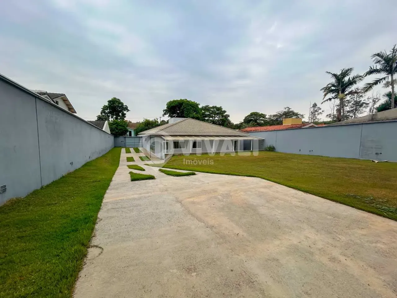Casa em Condomínio - Térrea / Residencial / Bairro do Engenho