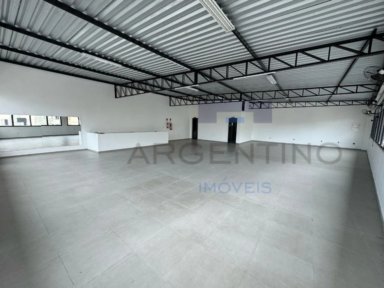 Excelente Sala Comercial para Locação no Alto Ipiranga!