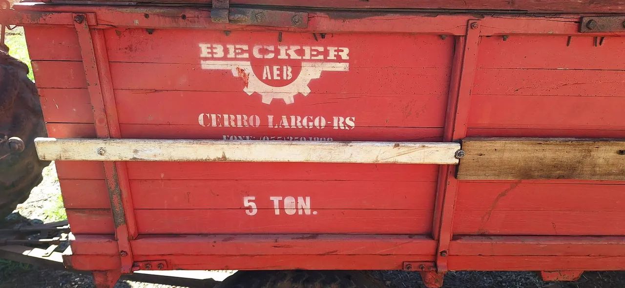 Carreta Agrícola Becker 5 Toneladas - Carroção - Foto 2