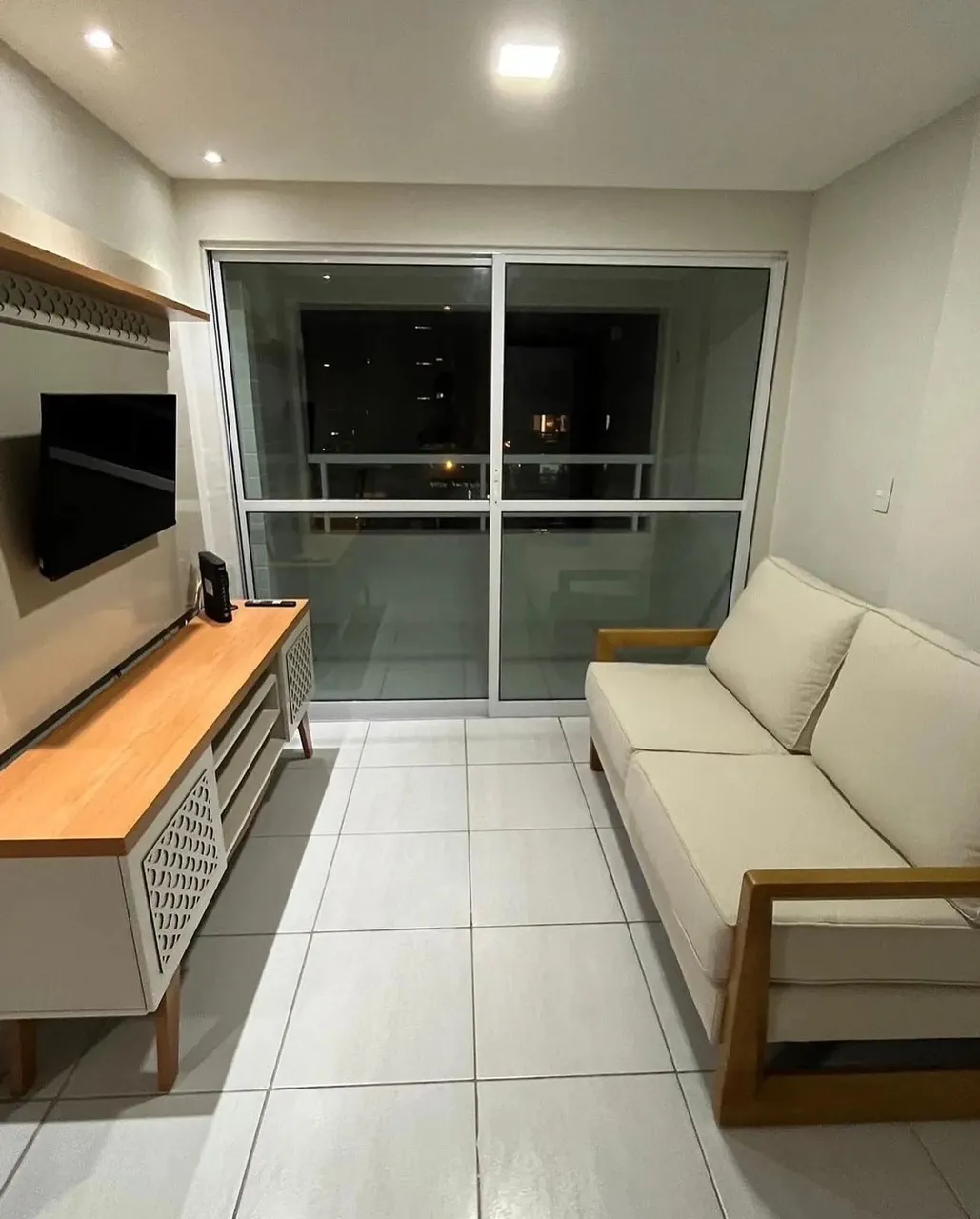 Imóvel para aluguel tem 65 metros quadrados com 2 quartos em Manaíra - João Pessoa - PB