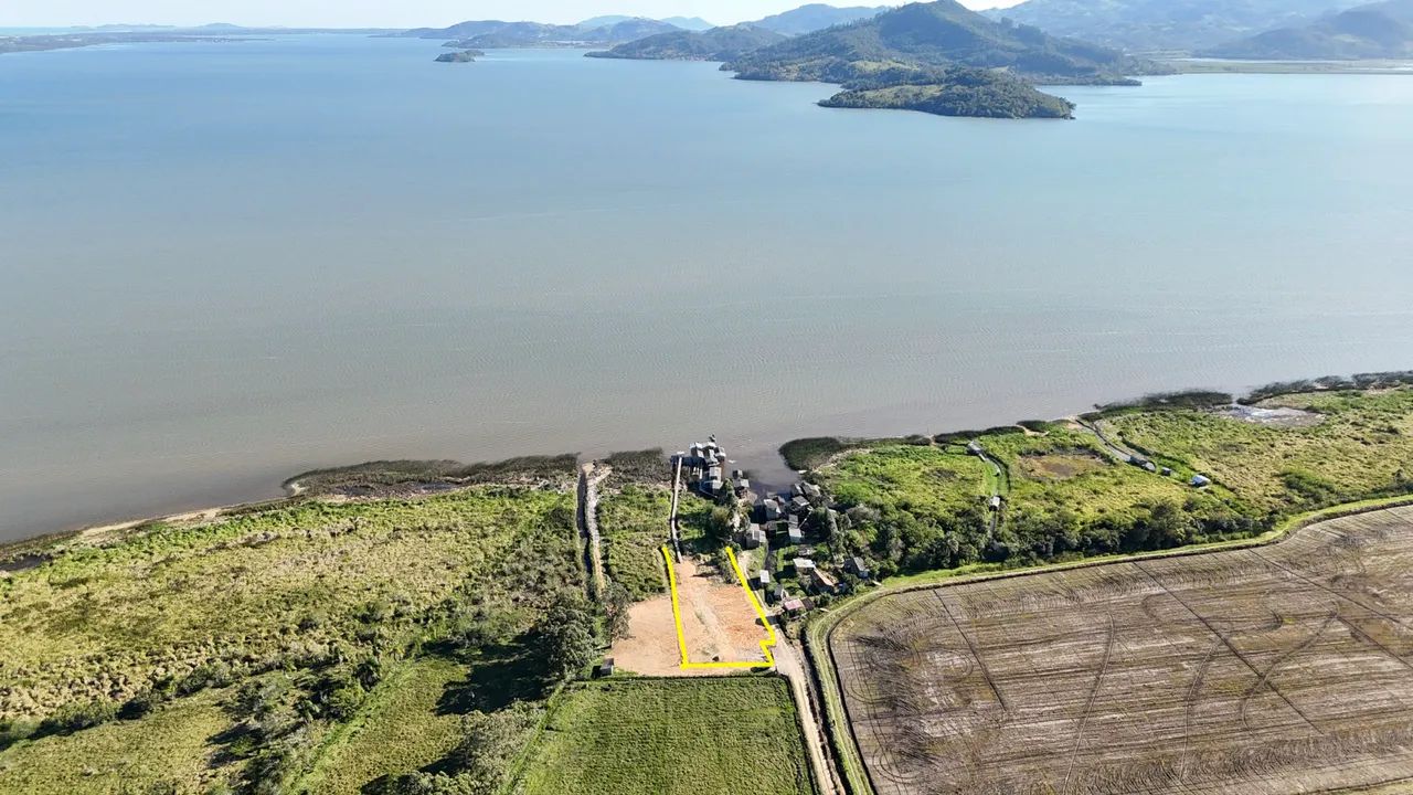 Área com fundos pra lagoa em Imbituba mirim  - Foto 4