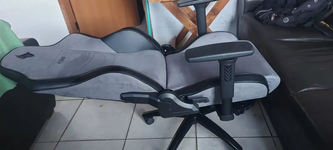 Cadeira Gamer Omega S montada 05/05 - Foto 3
