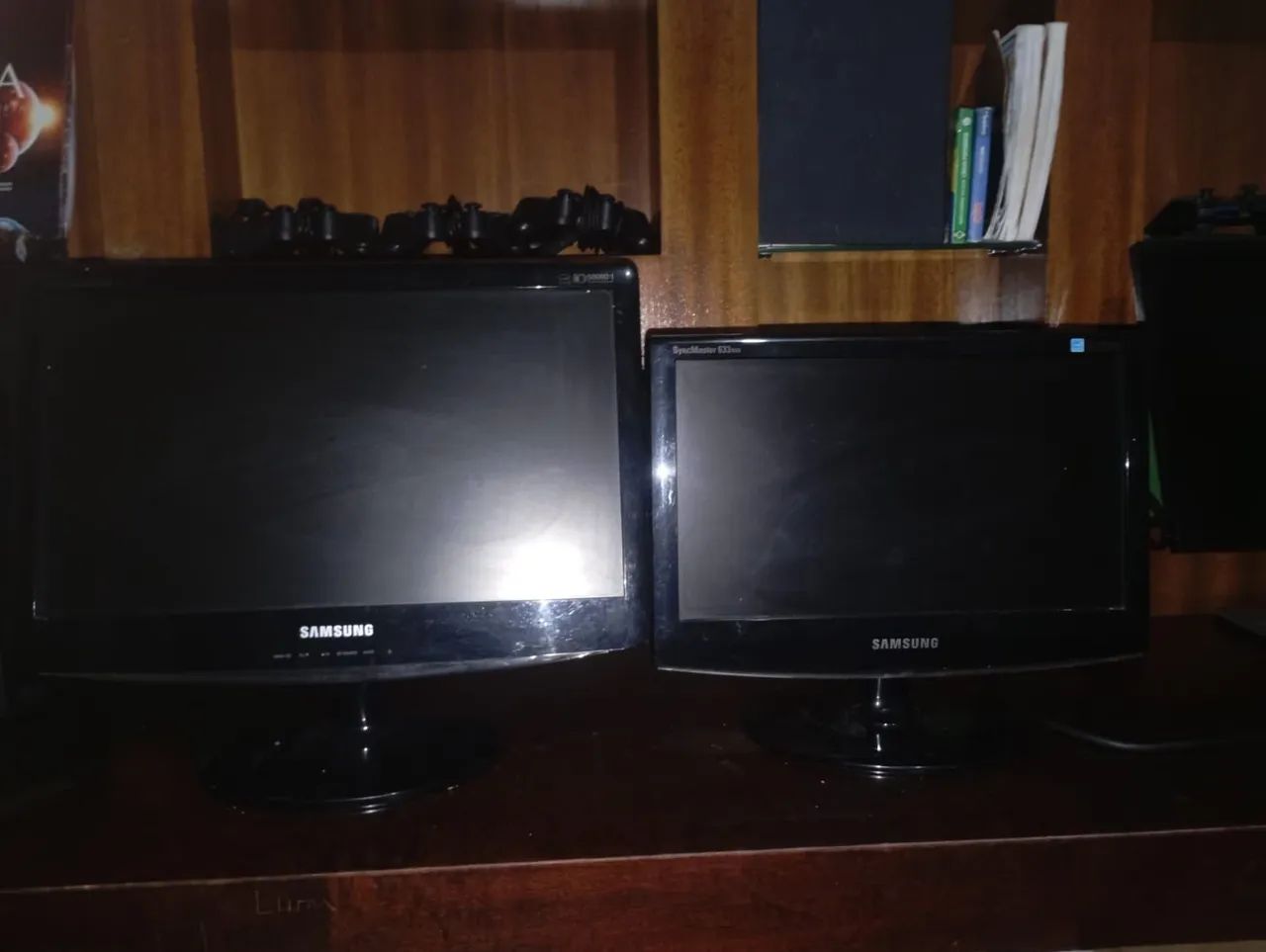Dois Monitores Samsung - Ótimos para trabalho ou estudo!