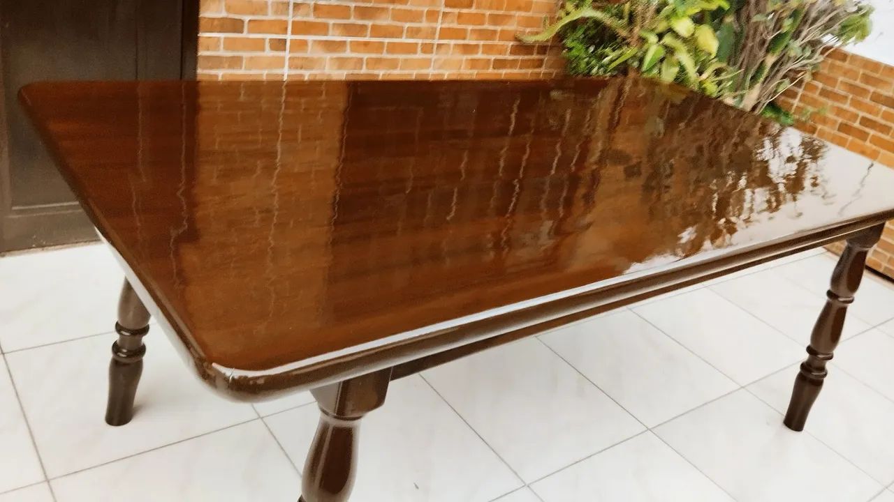 Linda mesa de jantar colonial em embuia sem.nada de avarias 1.500 - Foto 5