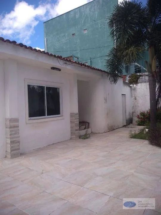 Casa com 3 dormitórios para alugar por R$ 3.322,29/mês - Parque Manibura - Fortaleza/CE - Foto 2