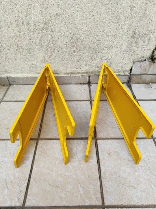 Placa / Cavalete de Sinalização Piso Molhado Retrátil - Foto 2