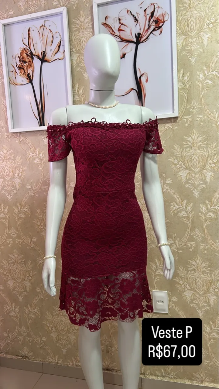 Vestido Vermelho de Renda Elegante - Tamanho P