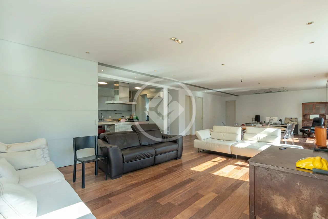 APARTAMENTO - 240 METROS, 3 SUITES - JARDINS codigo: 80625