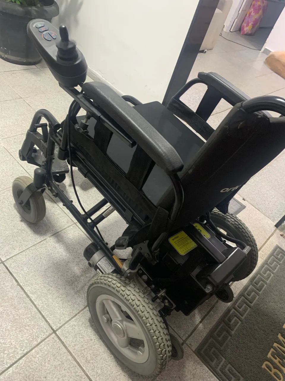 Cadeira de Rodas Elétrica Completa e Funcional - Foto 2