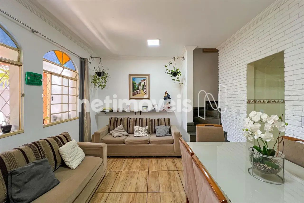 Venda Casa geminada Santa Mônica Belo Horizonte