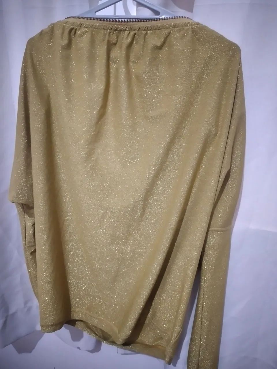 Blusa Tecido viscose Dourado Tam M - Foto 2