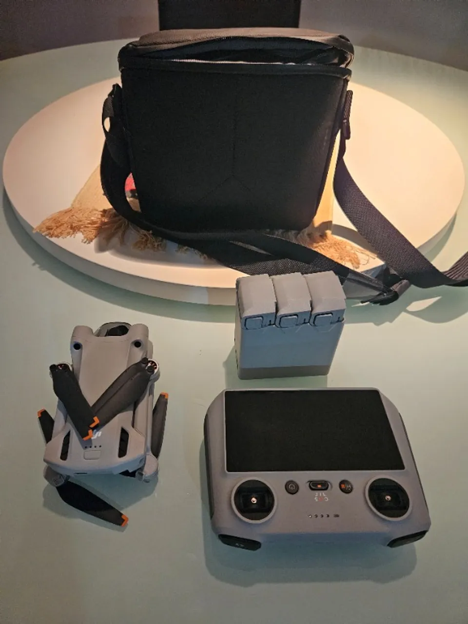 Venda Drone DJI MINI 3 PRO FLY MORE KIT COMPLETO c/ pouquissimo uso!!