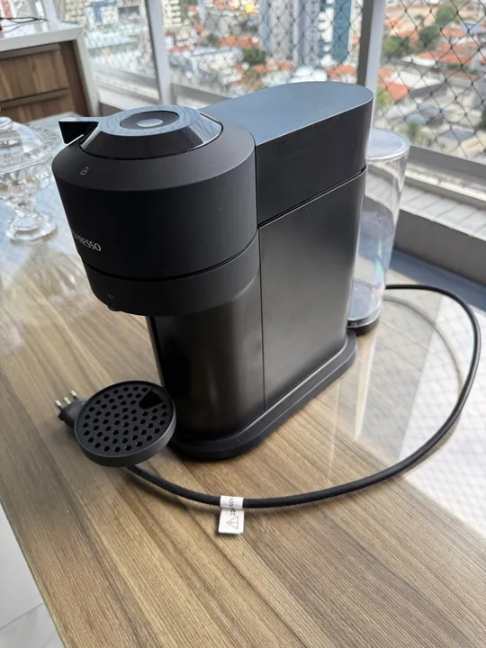Cafeteira Nespresso Vertuo Next - 220v