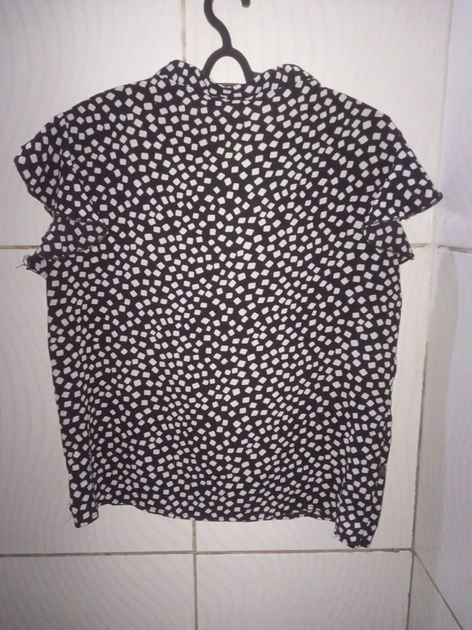 Blusa de Poá Preta Feminino G  - Foto 4