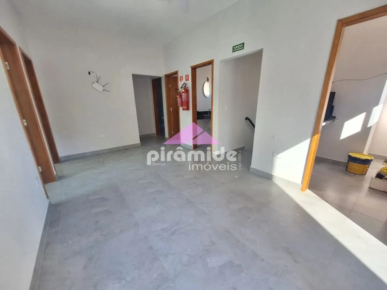 Sala para alugar, 140 m² por R$ 6.000,00/mês - Sumaré - Caraguatatuba/SP