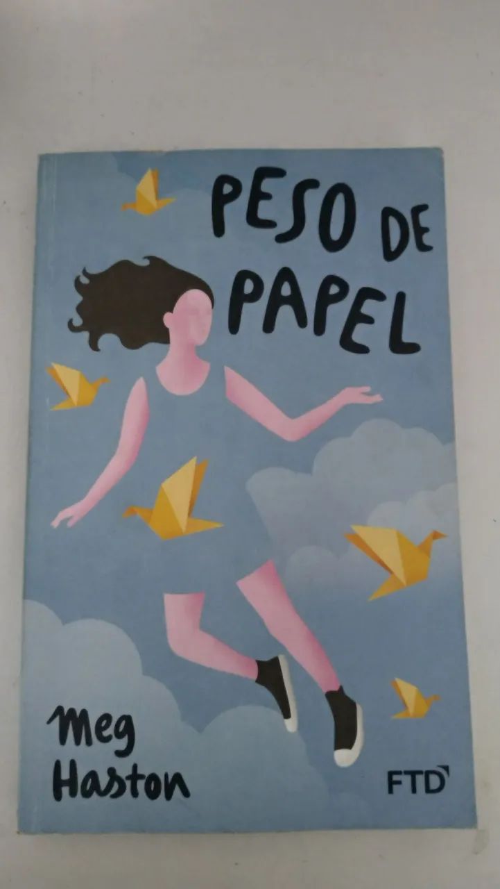 Peso de Papel - Meg Haston