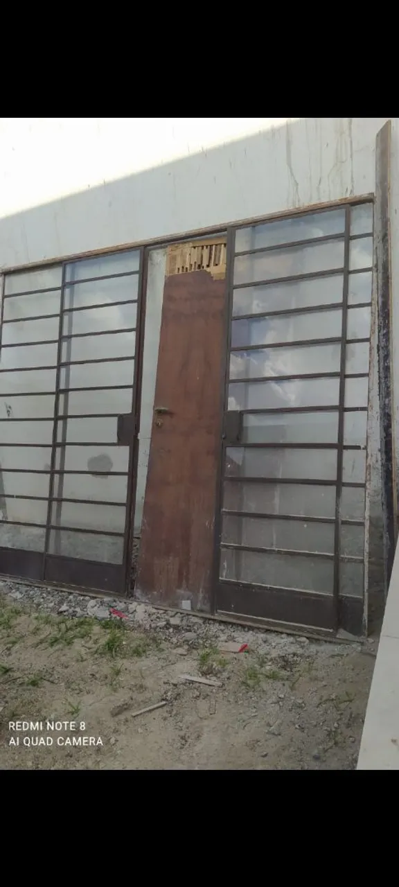Portas e Janelas de Aço com Vidro