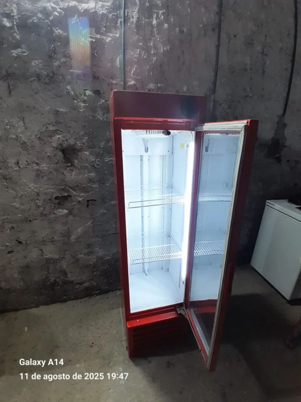 Geladeira Expositora Vertical - Foto 5