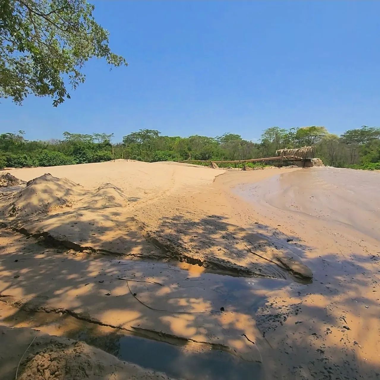 Vende se Draga completa em total funcionamento com todas as licenças e equipamentos  - Foto 6