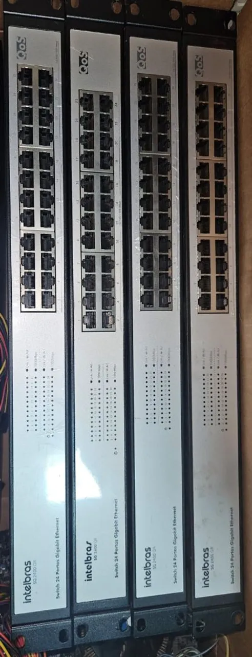 Switch Intelbras 24 Portas Gigabit Ethernet