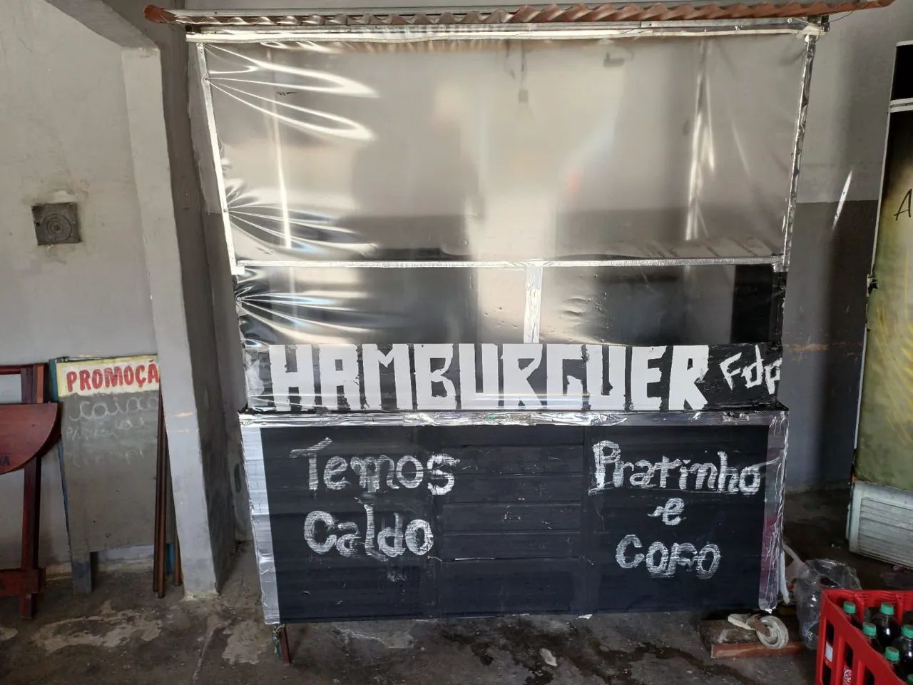 Trailer de Hamburguer com a chapa 