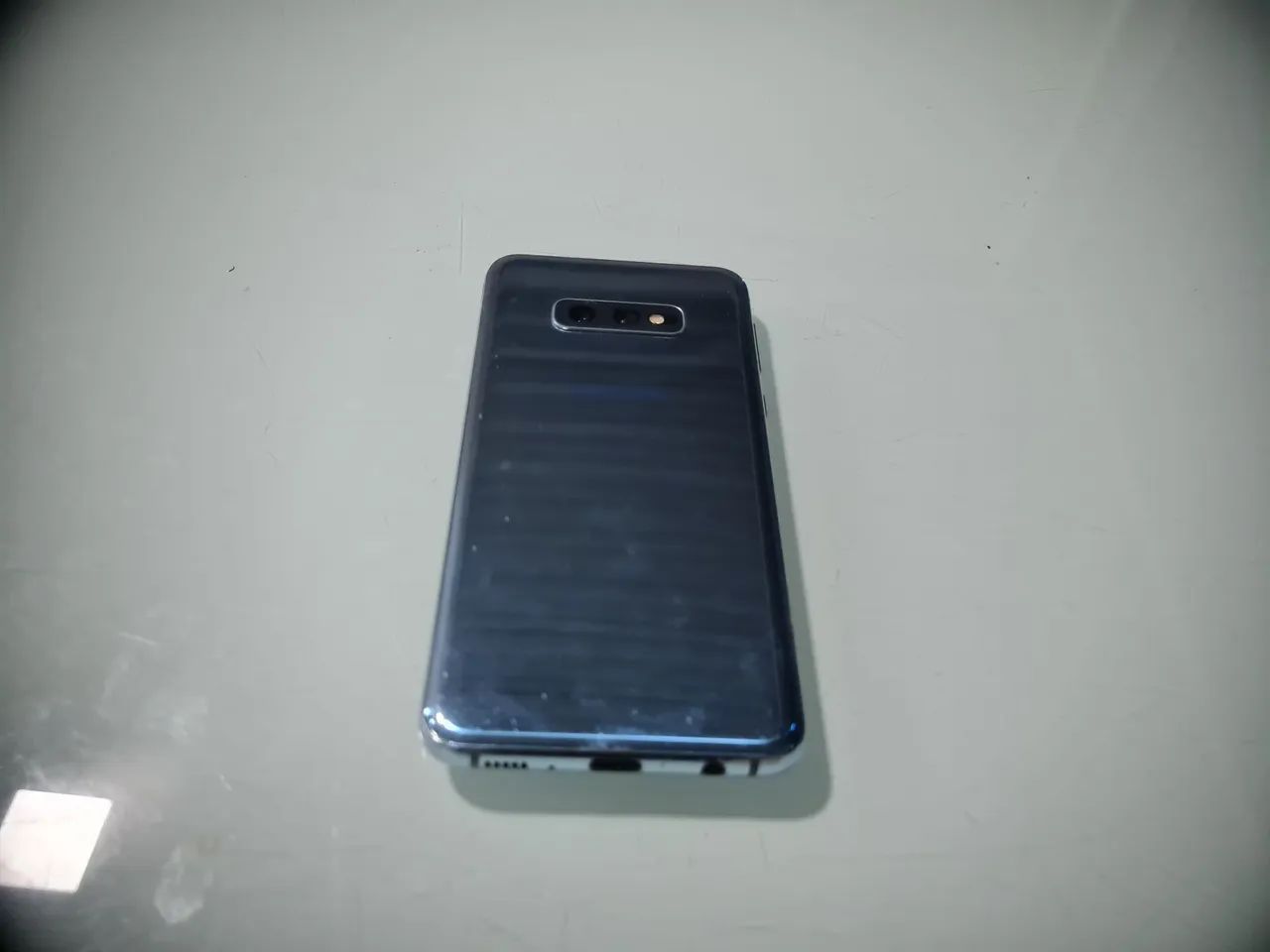 Smartphone Galaxy S10e 128 gb - Samsung - Foto 4