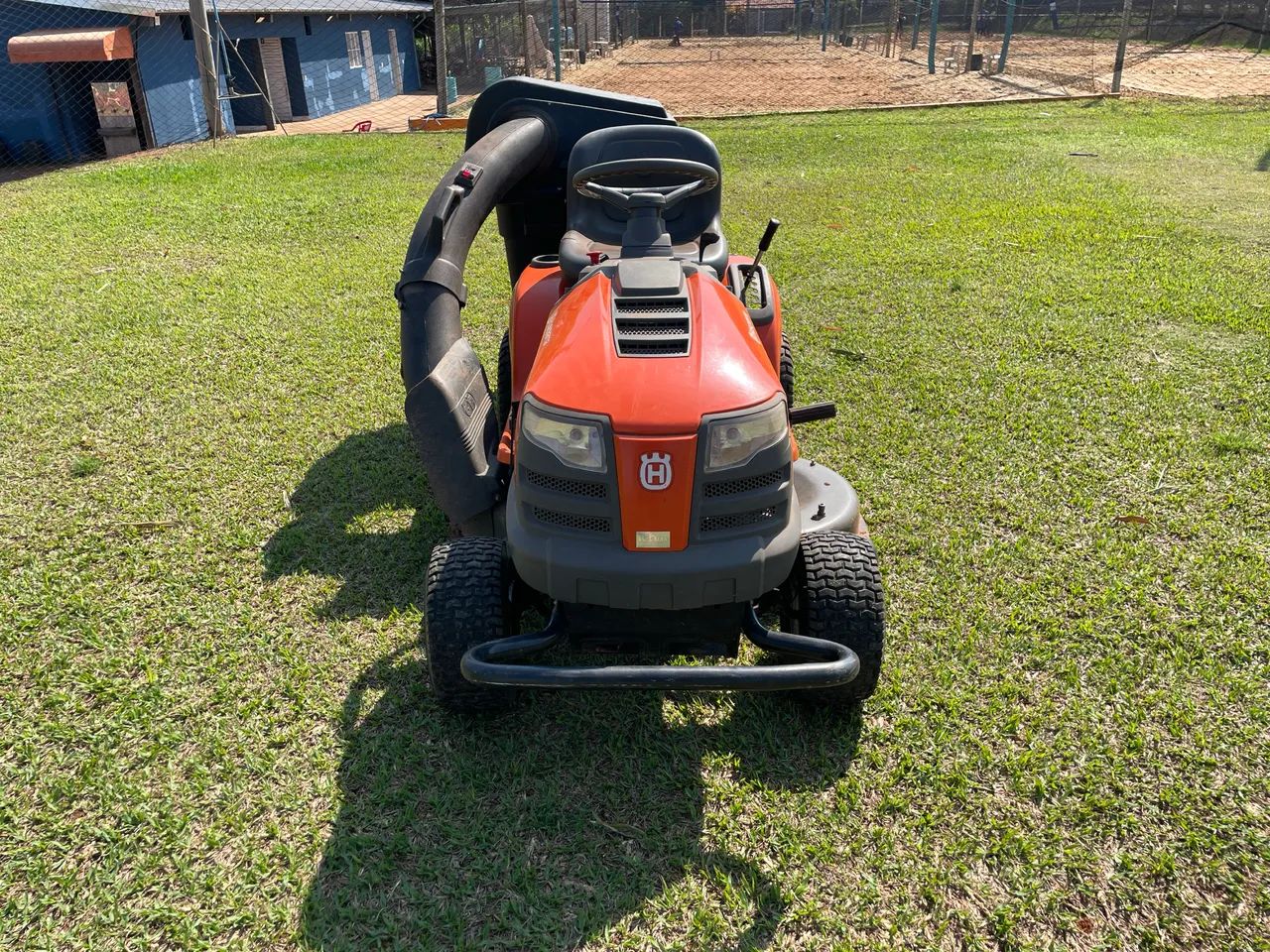 Trator Cortador De Grama 15hp Ts138l- Husqvarna