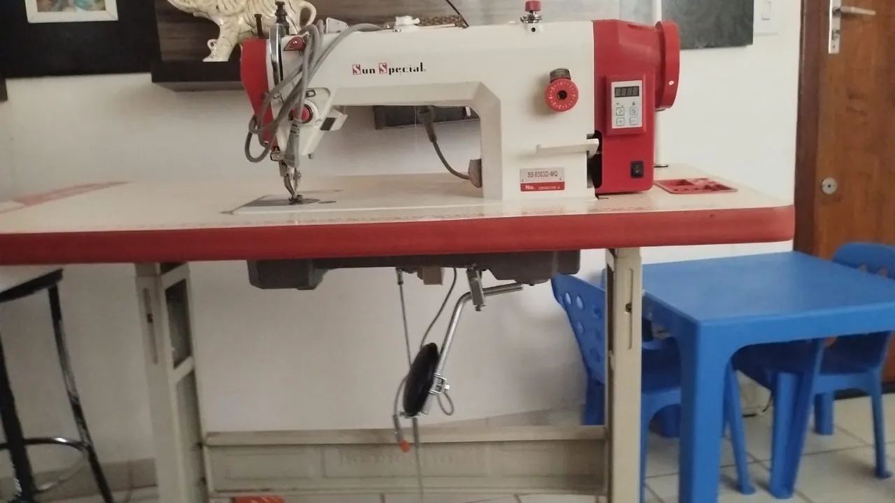Máquina de Costura Industrial Sun Special