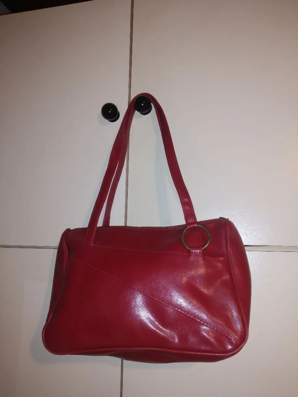 Bolsa de ombro vinho elegante