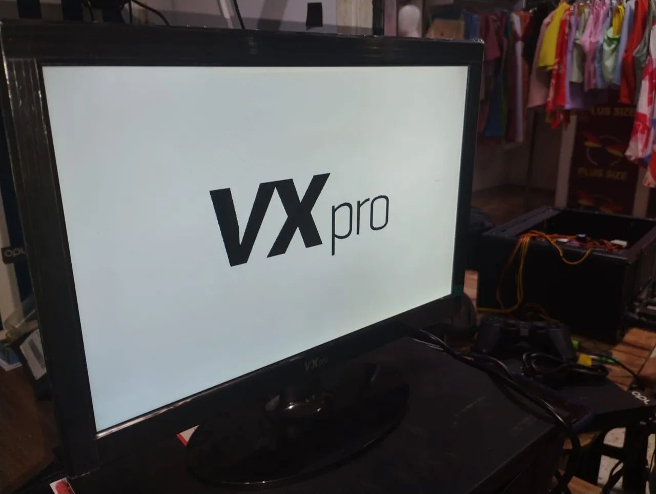 Monitor 15.464169993526018120