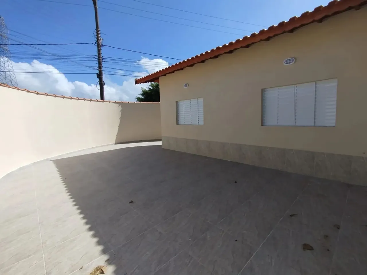 Casa com Piscina - 2 dormitórios à venda - Balneário Plataforma - Mongaguá/SP