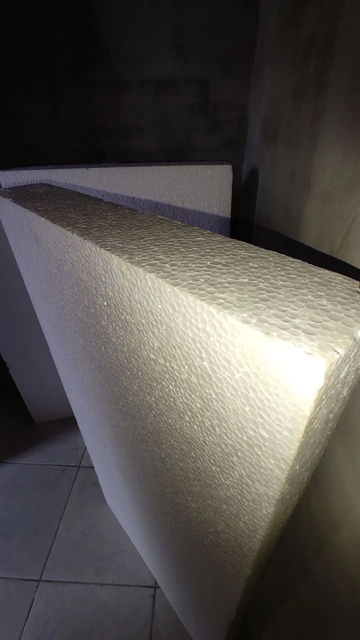 Isopor medindo 1,00x050x8cm - Foto 2