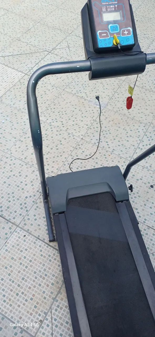 Esteira Act Home Fitness, precisa fazer um ajuste na lona  - Foto 3