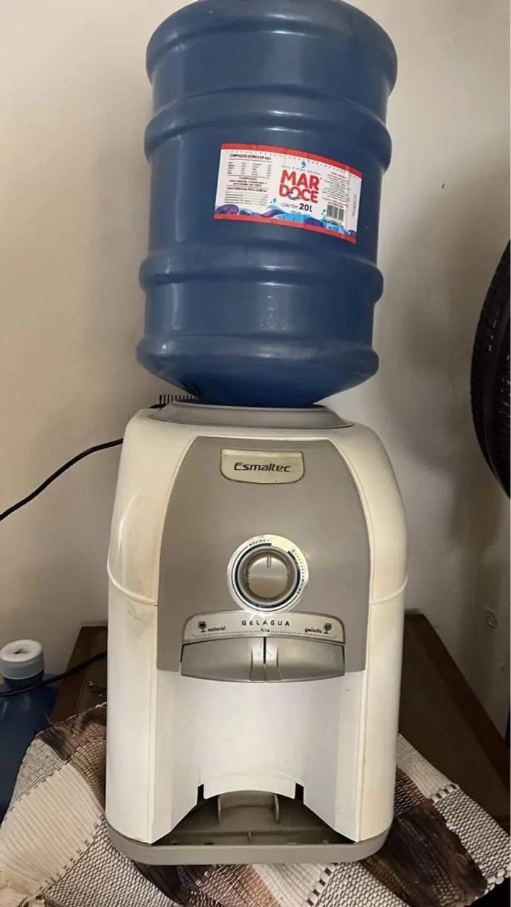 Vendo bebedouro gelagua Esmaltec - Foto 3