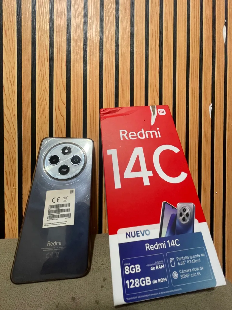 Vendo REDMI 14C 128 GB novo na caixa com 1 mês de uso